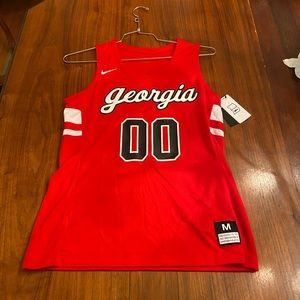 Nike basketball jersey woman’s